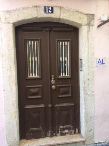 Mouraria 1 - Descubra A Lisboa Medieval ภายนอก รูปภาพ